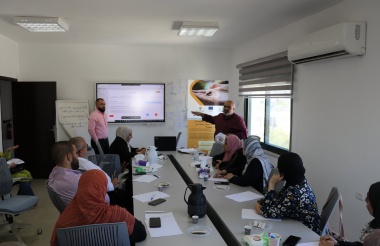 Asala Implements Structured Democratic Dialogue Workshops Regarding the Main Obstacles Faced by the Honeybee Sector in the West Bank