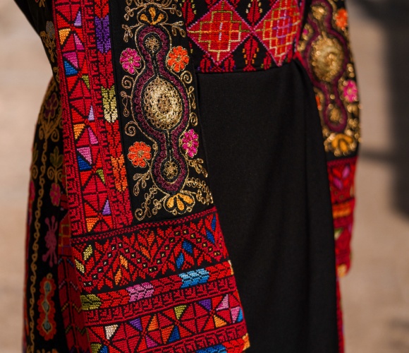 Traditional Dress (Thob)